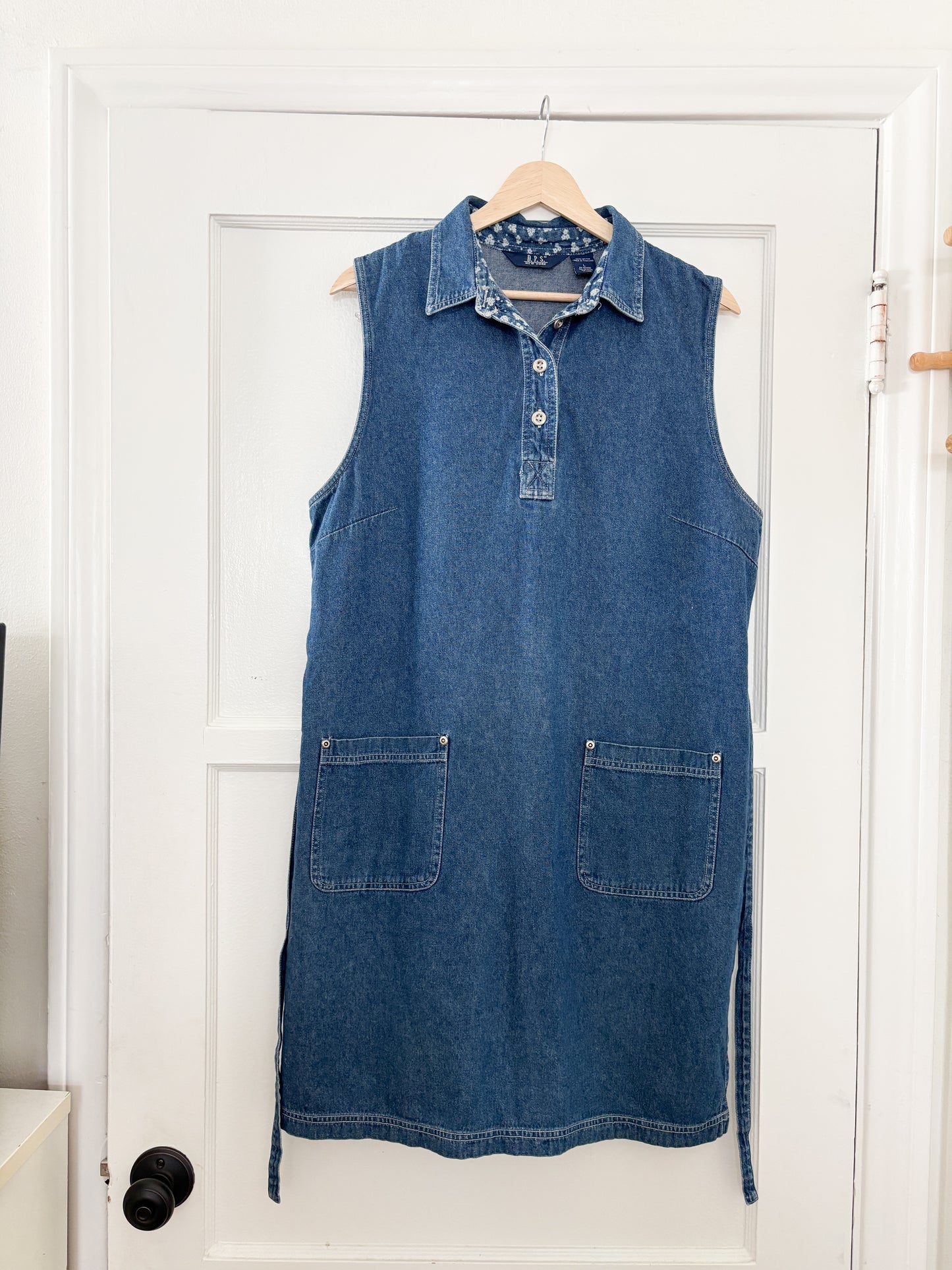 Vintage Collared Denim Dress (L)