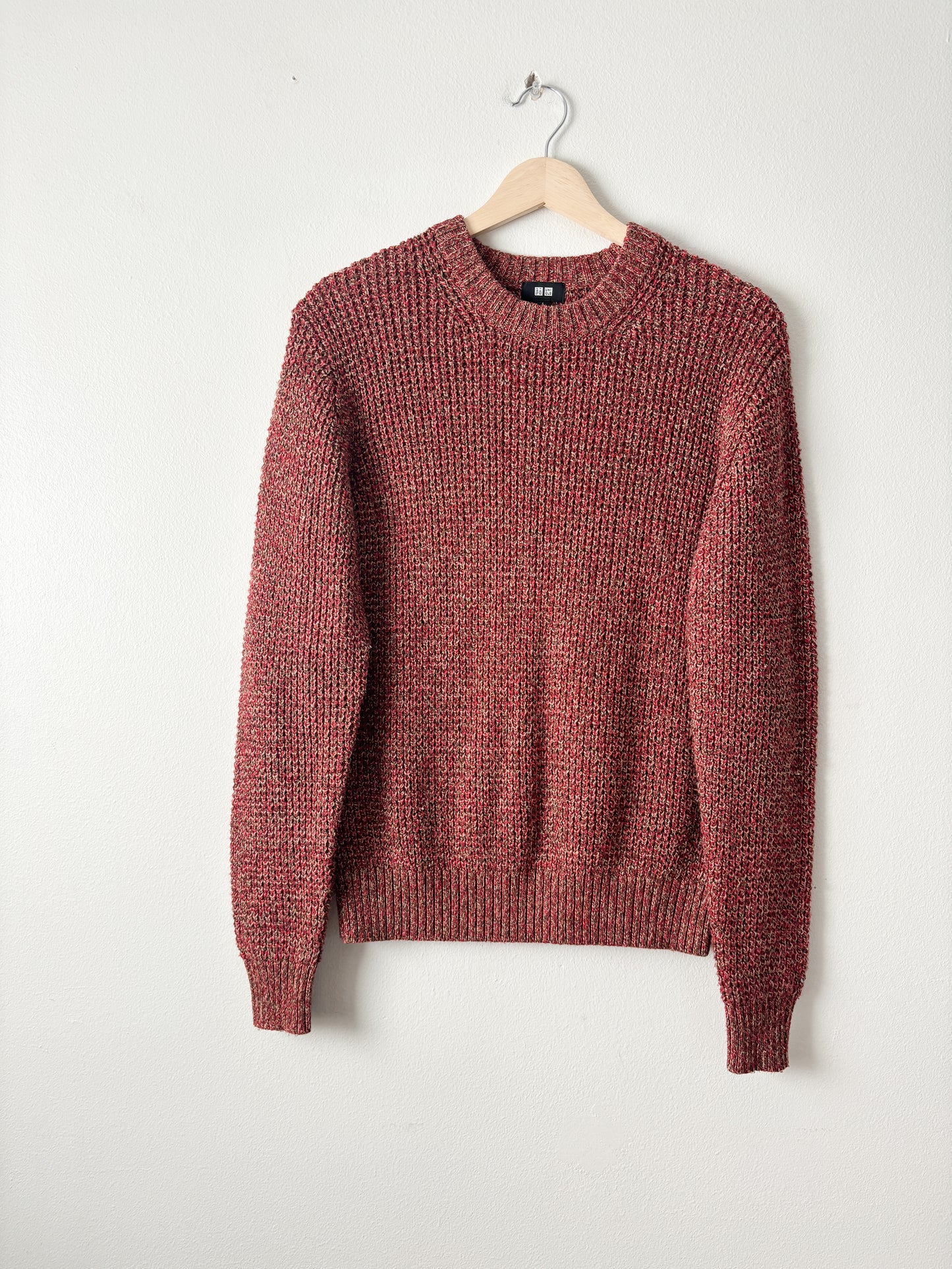Uniqlo red heathered knit