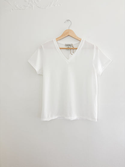 Banana Republic V-Neck Tee (M)