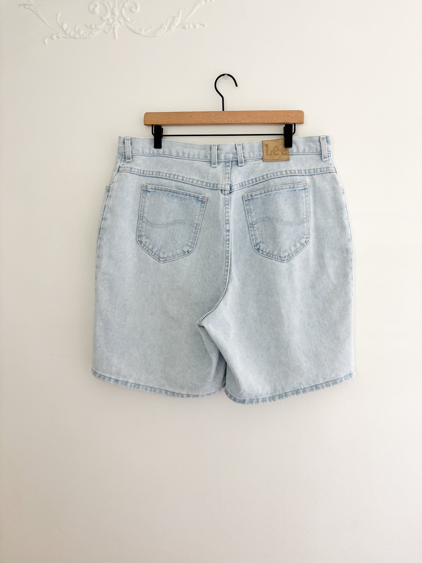 Vintage Light Wash Lee Shorts (37/38”)
