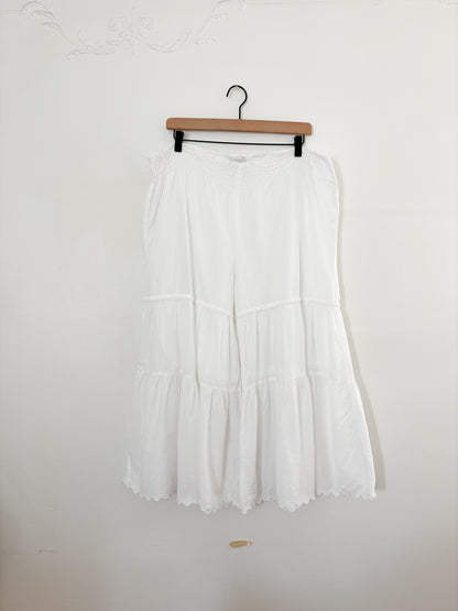 White Ruffle Pants (L/XL)