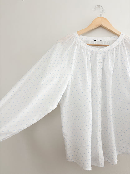 Blue polka dot blouse (L/XL)