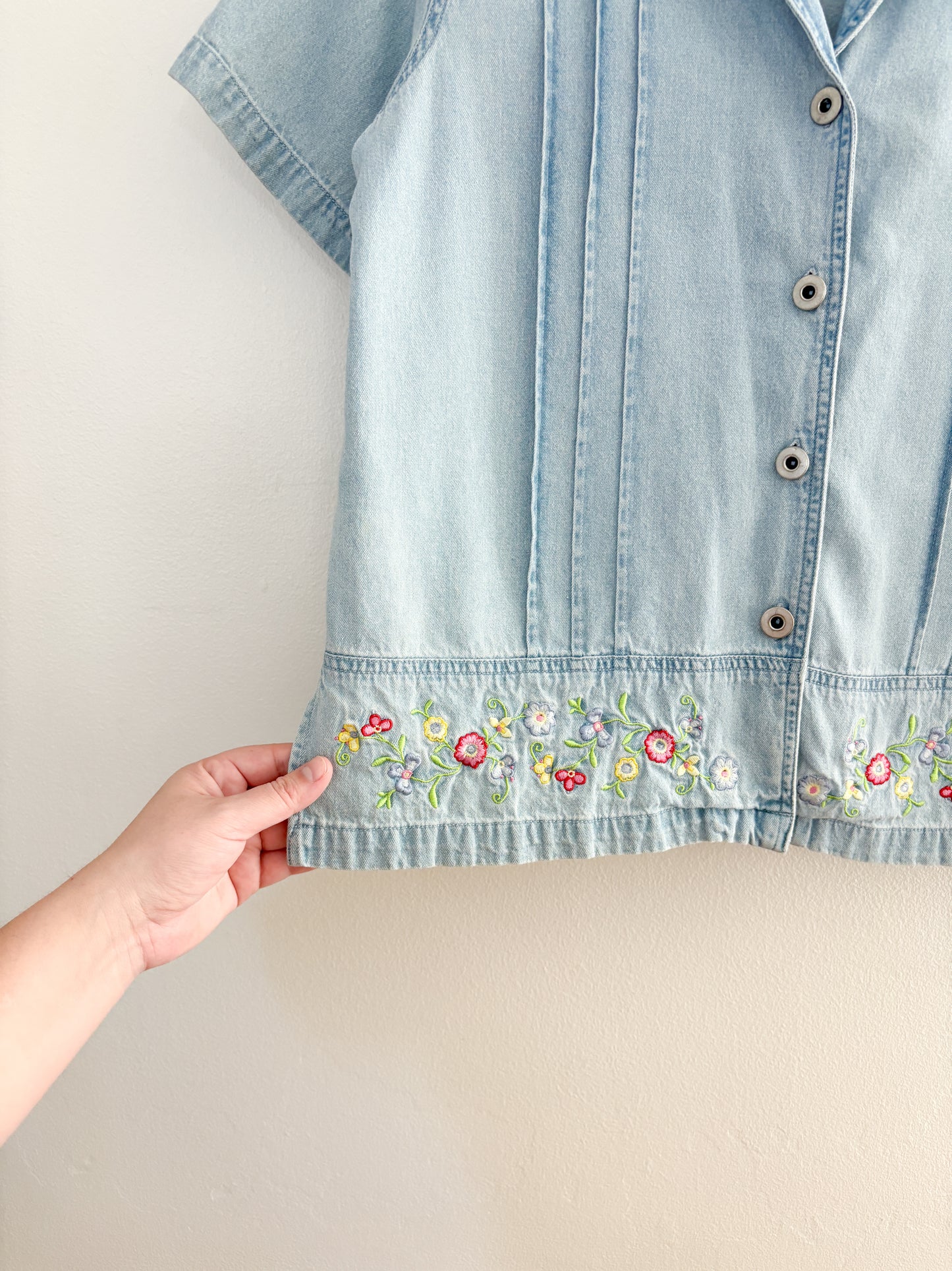 Vintage Denim Floral Embroidered Button Down (M/L)
