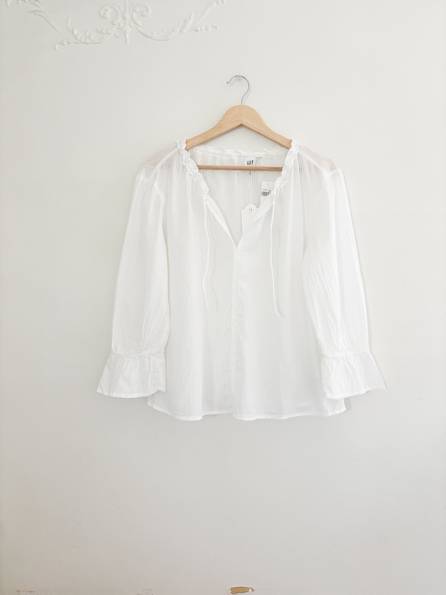 NWT Gap Tie Neck Blouse (S)
