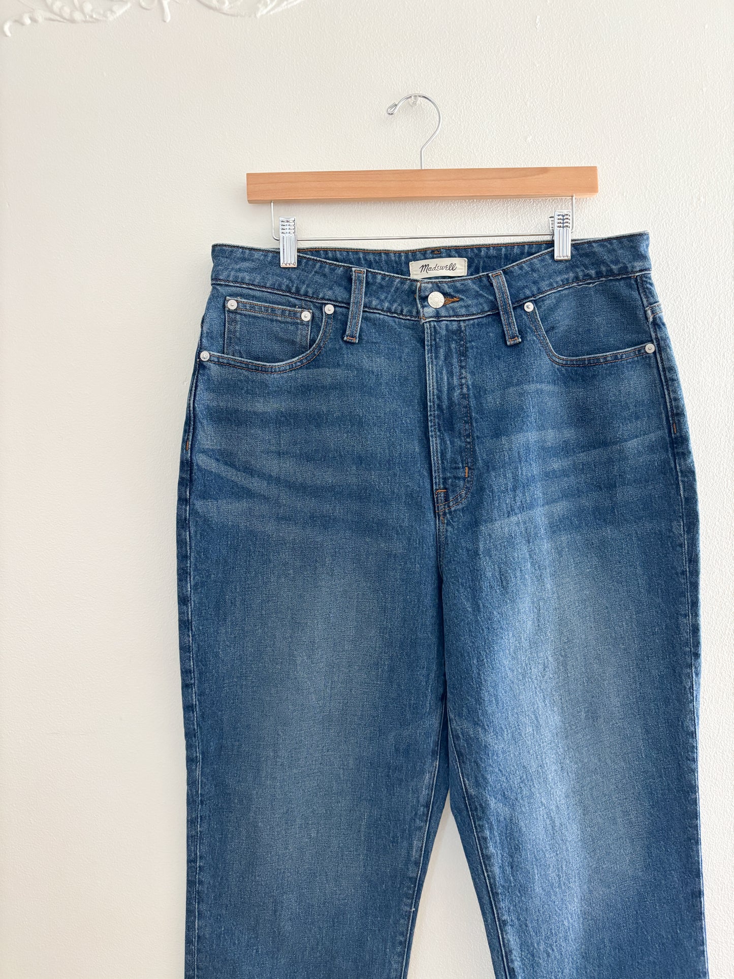 NWOT Madewell Curvy Perfect Vintage Straight Jeans (32)