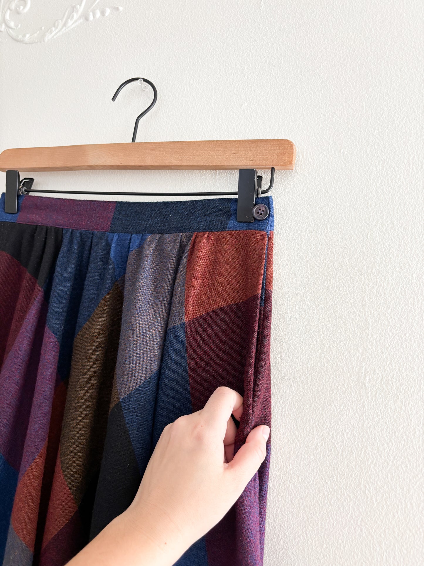 Vintage Patterned Skirt (24”)