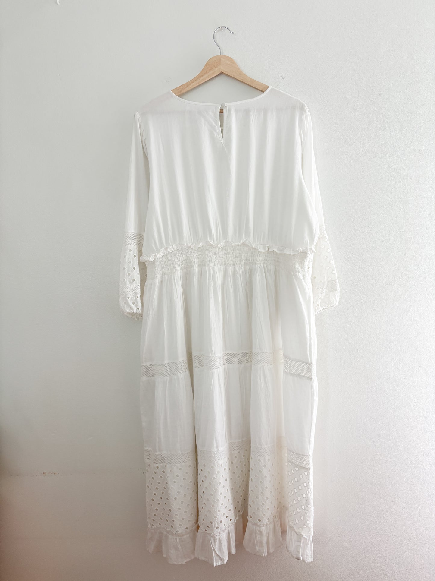 Cupio White dress (L)