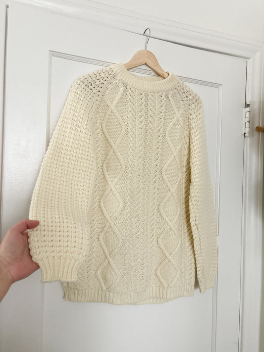 Vintage Cable Knit Sweater (L)