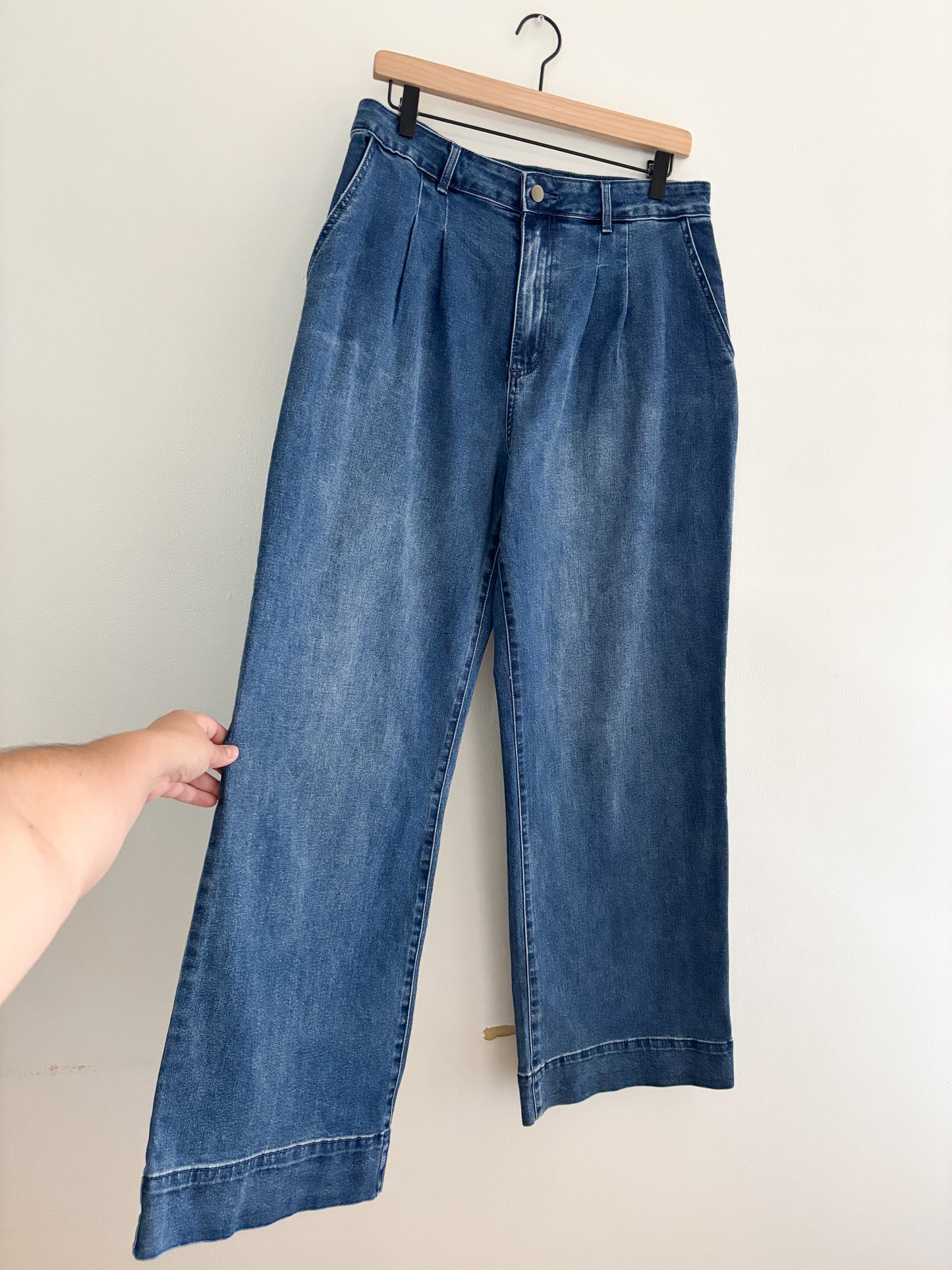Bagatelle Wide Leg Jeans (31)