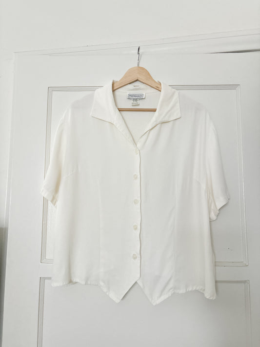 Vintage Collared button up top (XL)