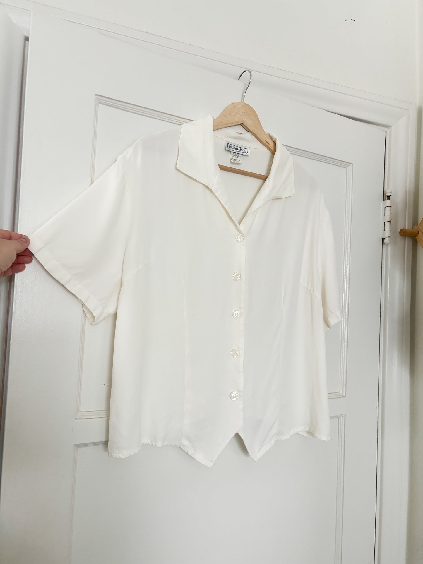 Vintage Collared button up top (XL)