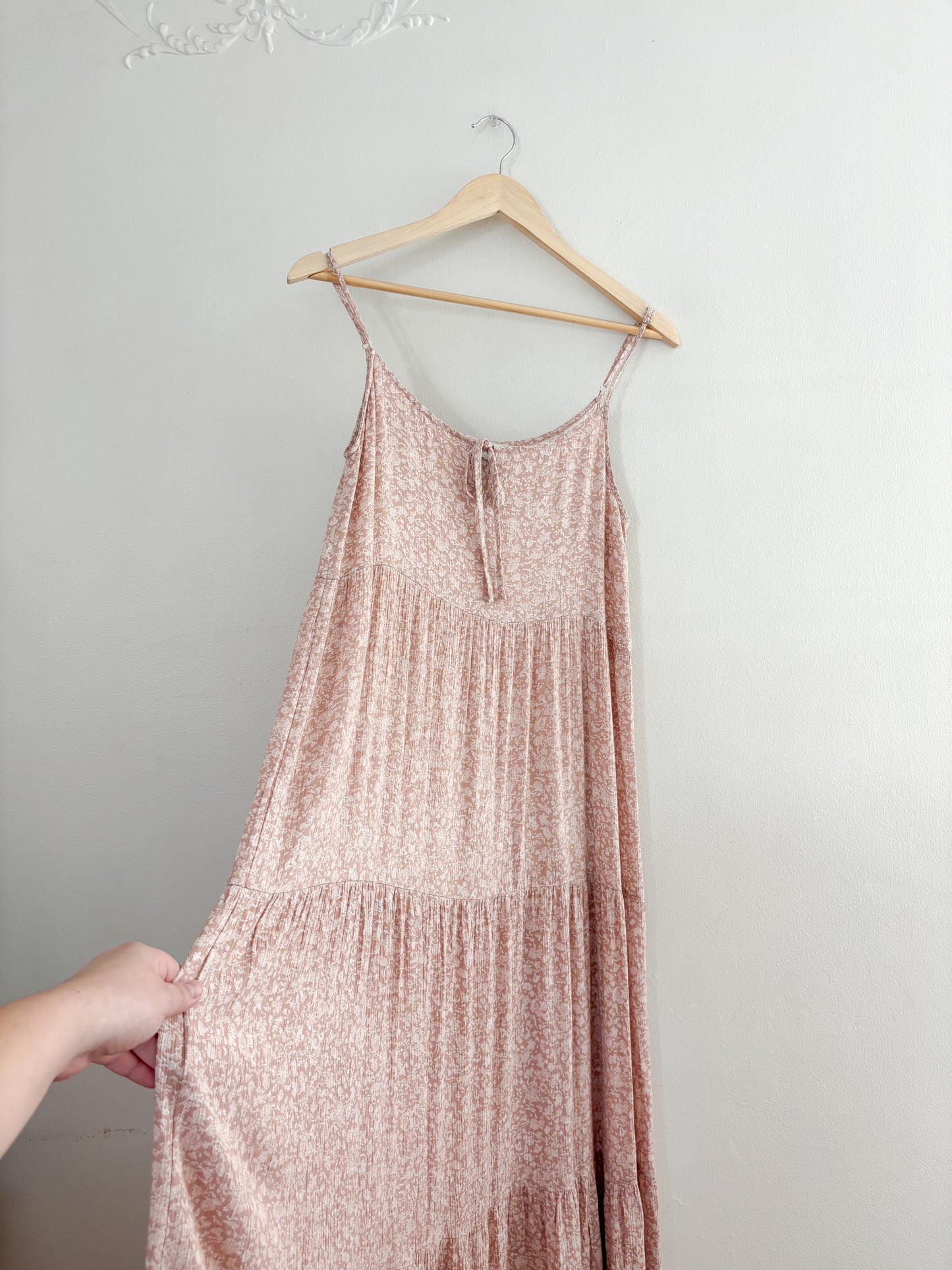 Dress Forum Pink Floral Maxi Dress (S)