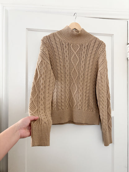 Banana Republic Cable Knit Sweater (M)