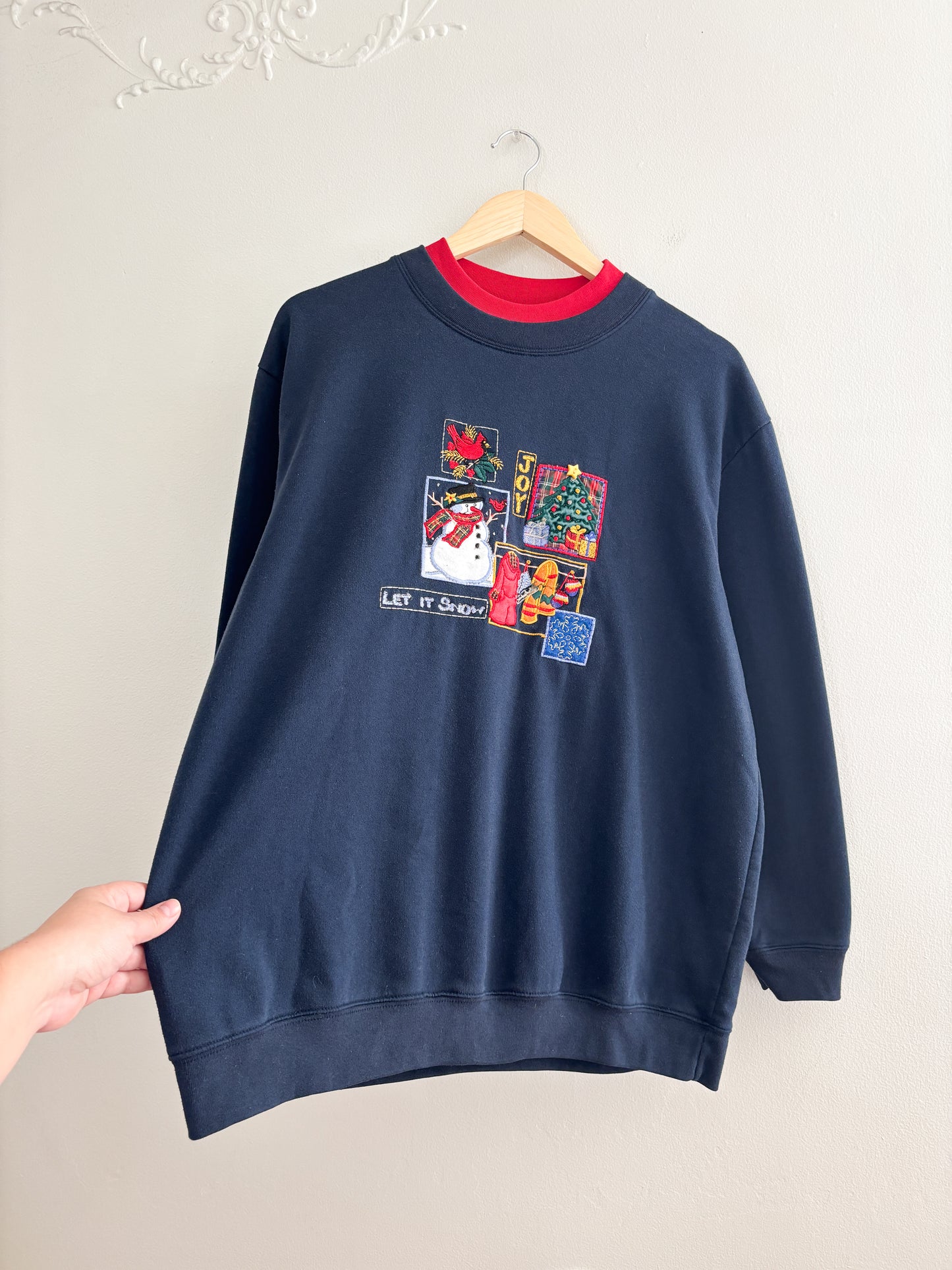 Vintage Embroidered Holiday Crewneck (XL)