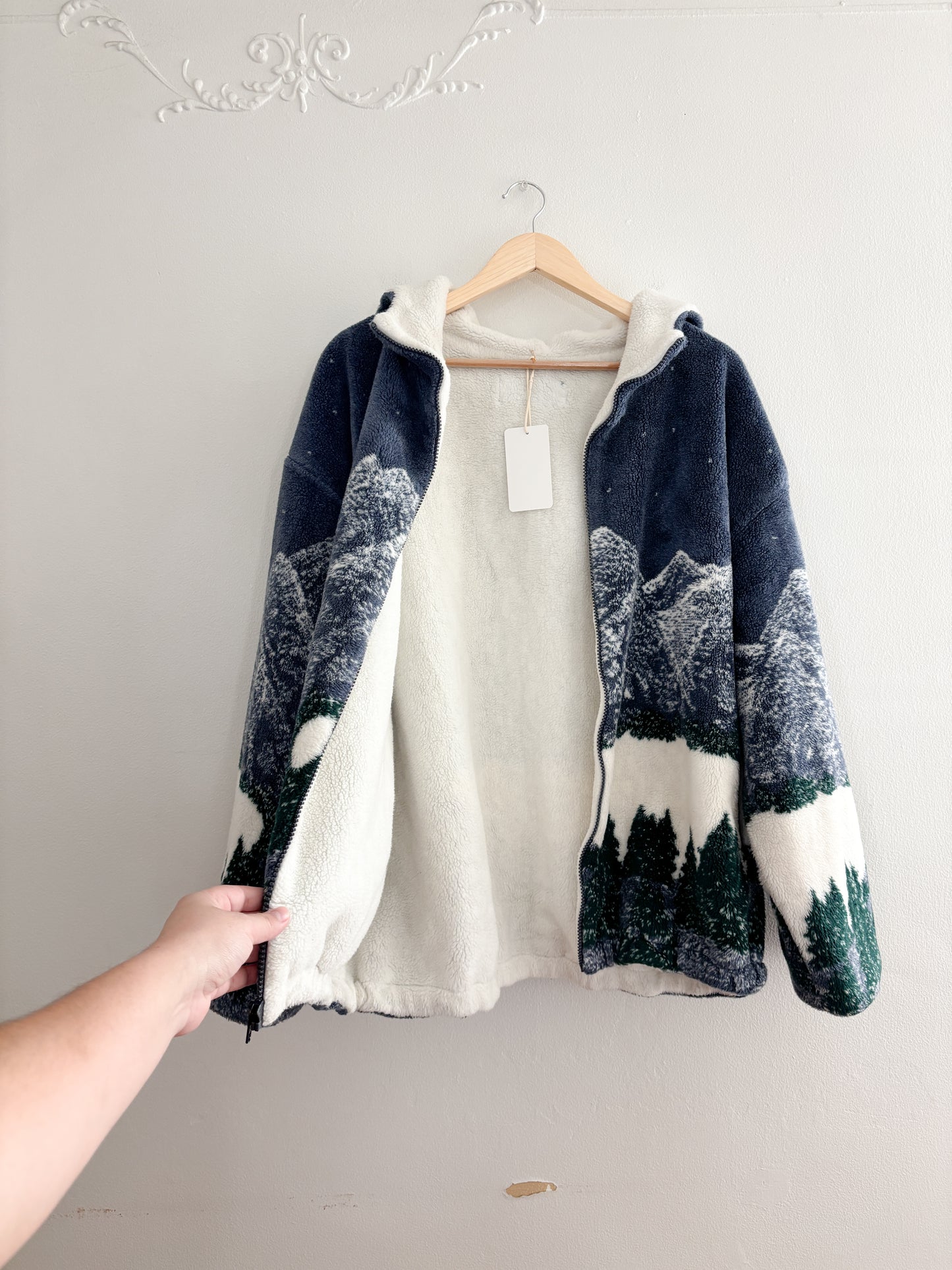 Vintage Winter Mountain Fleece Jacket