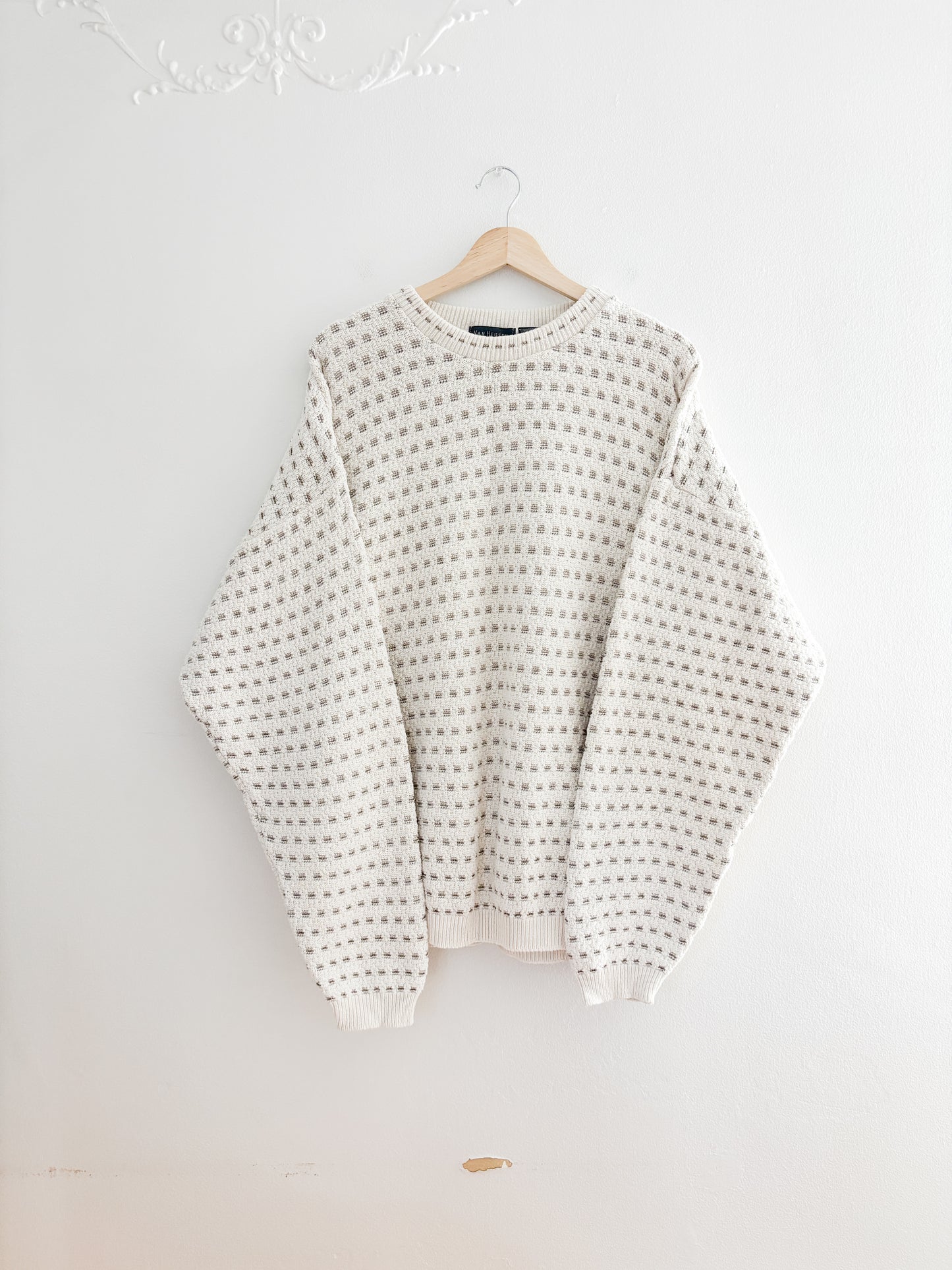 Vintage Cream Patterned Sweater (XL)