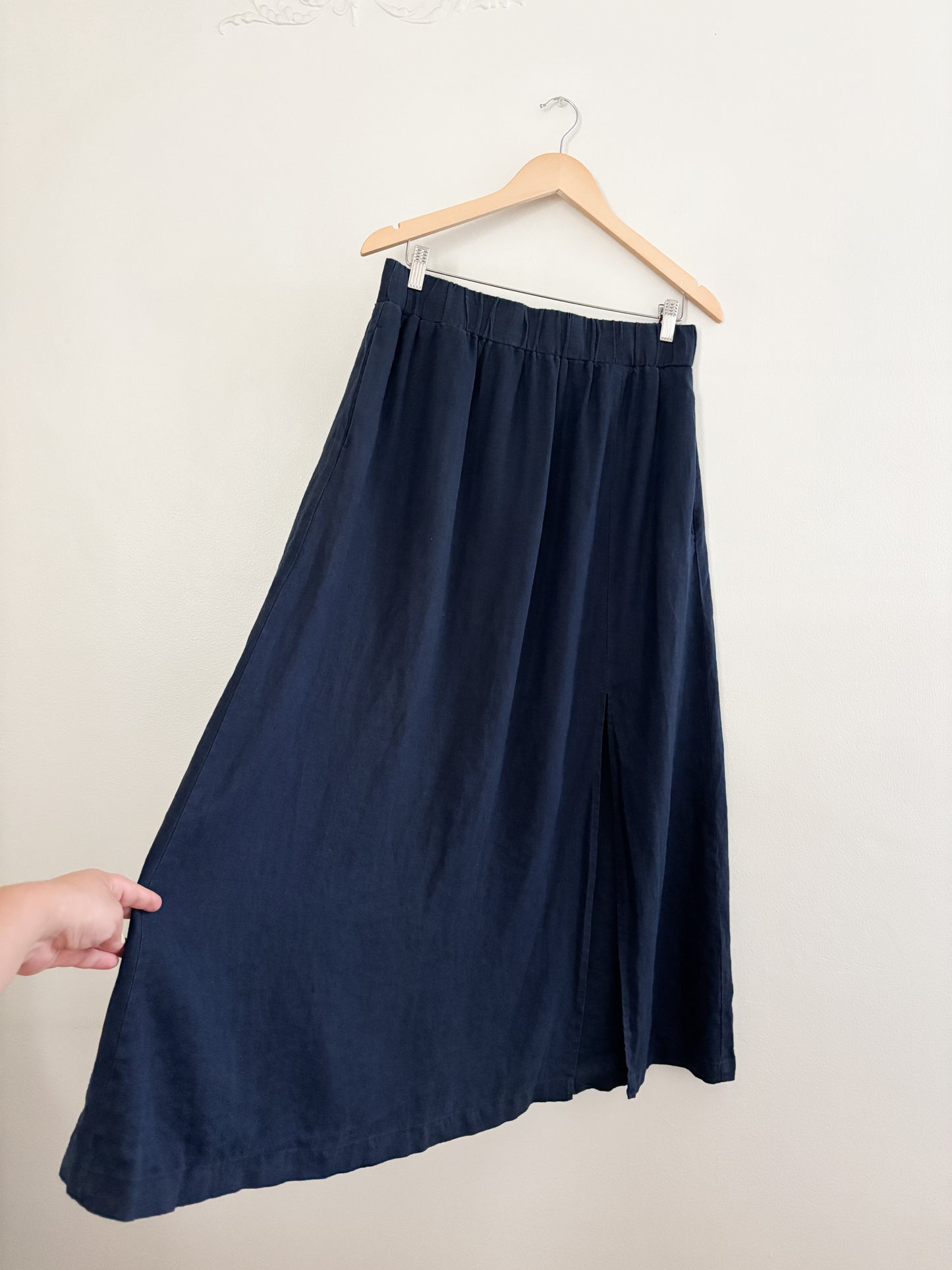 Quince Navy Linen Skirt (L)